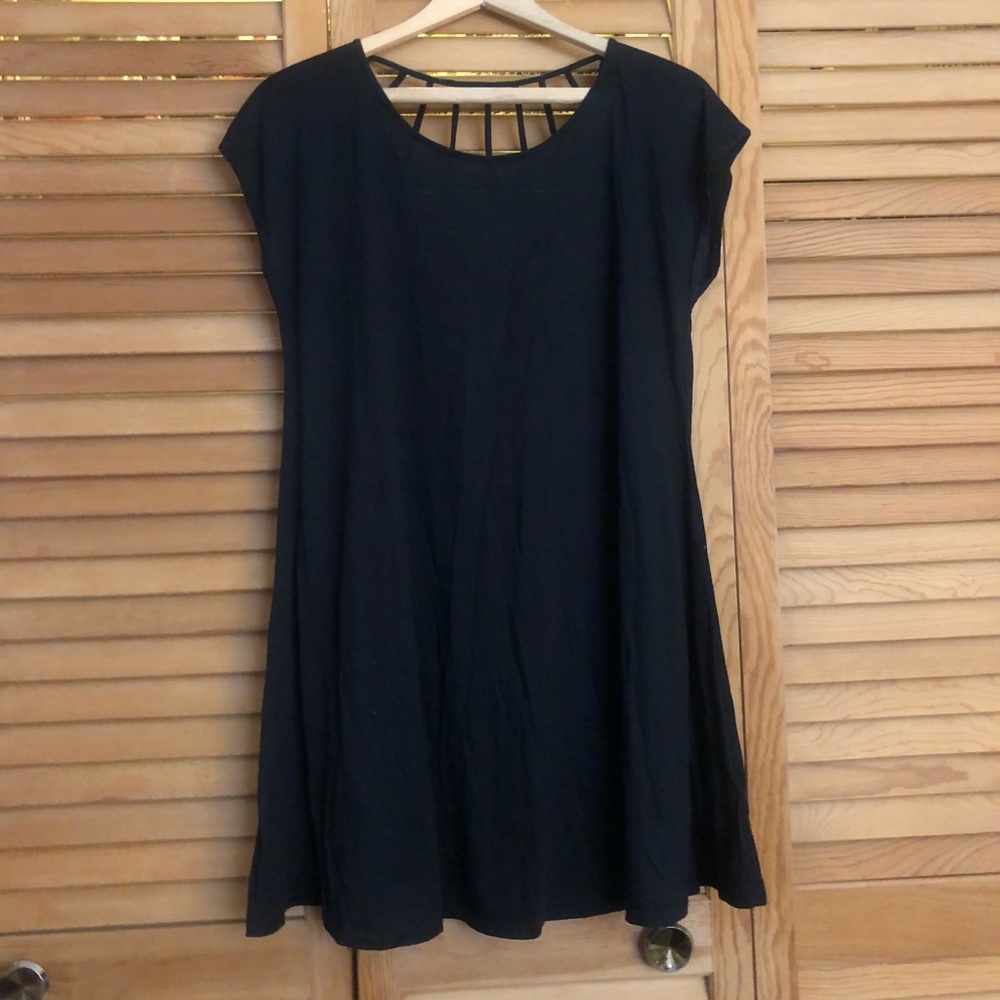 Short Sleeve/Sleeveless Dress!